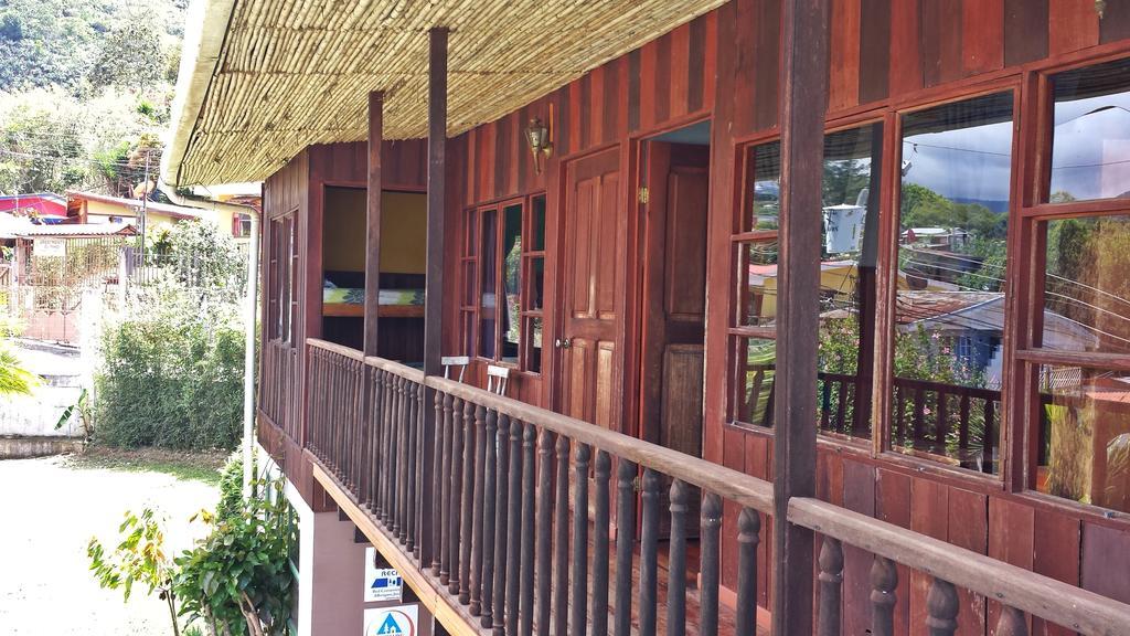 Montana Linda Guest House Orosí Exterior foto